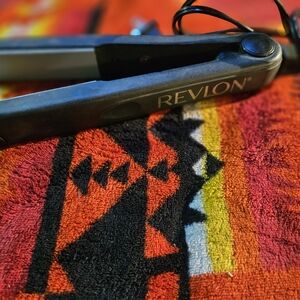 Revlon Black Hair Straightener